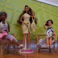 Bier & Barbie: Spielzeug aus der Kindheit der Herzkönigin